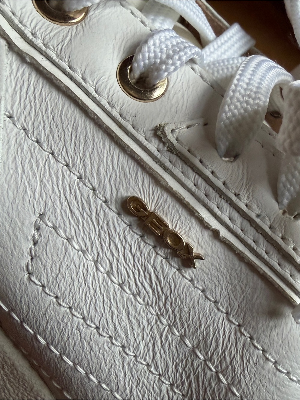 Geox White Leather & Suede Low-Top Sneakers - Picture 5 of 10